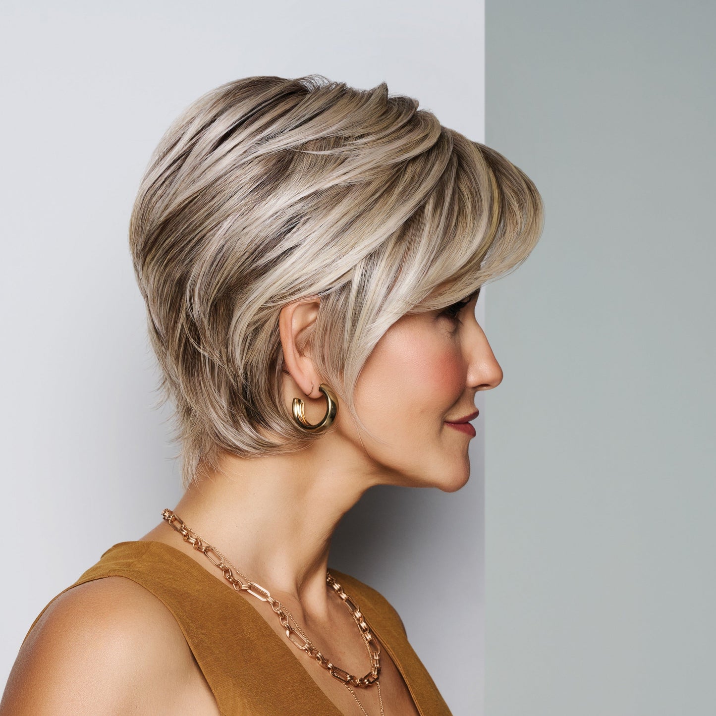 Posh Premiere side view shown in RL17/23SS Shaded Iced Latte Macchiato
